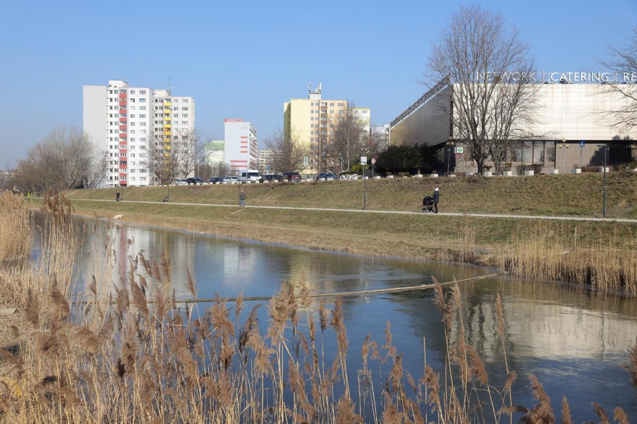 Appartamento Sunny House Two Bratislava Esterno foto