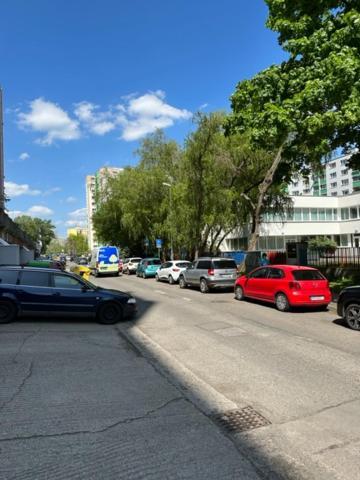 Appartamento Sunny House Two Bratislava Esterno foto